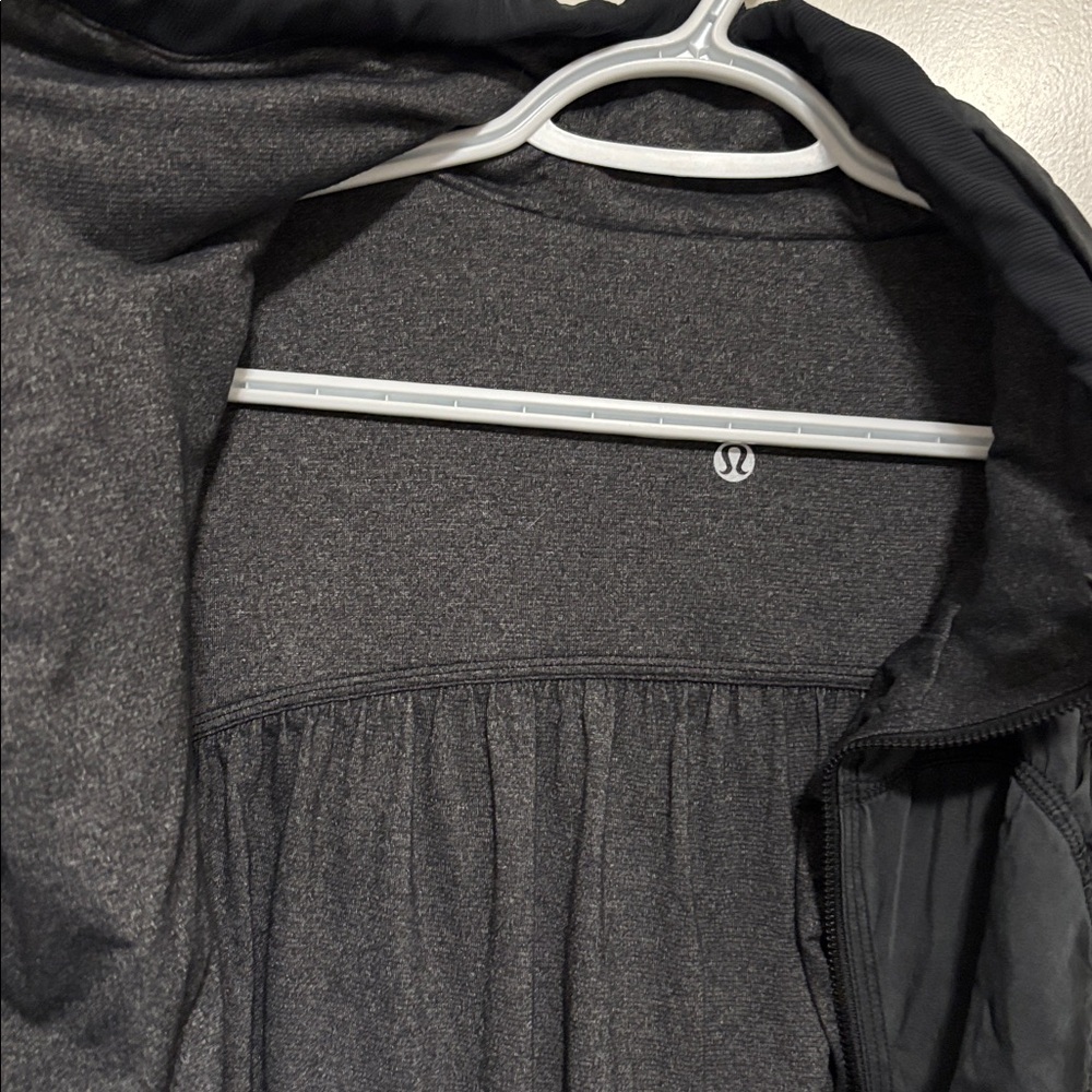Lululemon Reversible Cool Down Jacket - Picture 8 of 10